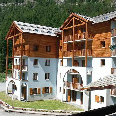Adonis By Olydea Appart hôtel 3*